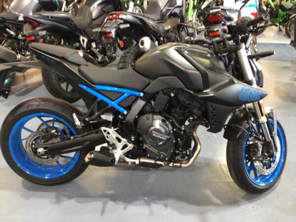 2024 Suzuki GSX-8S